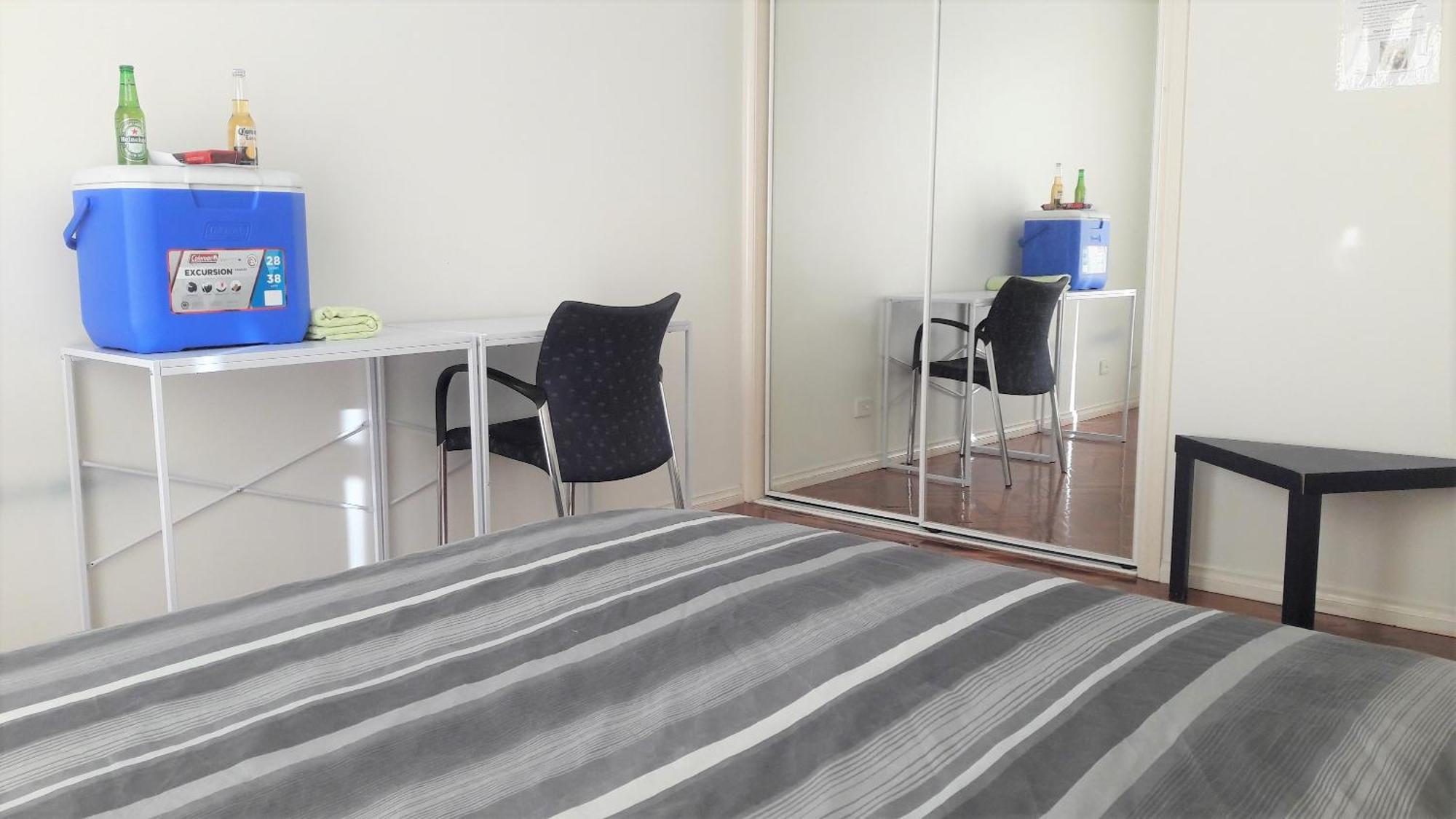 Abbotsford Private Rooms & Pods - 15 Charles Homestay Melbourne Exteriör bild